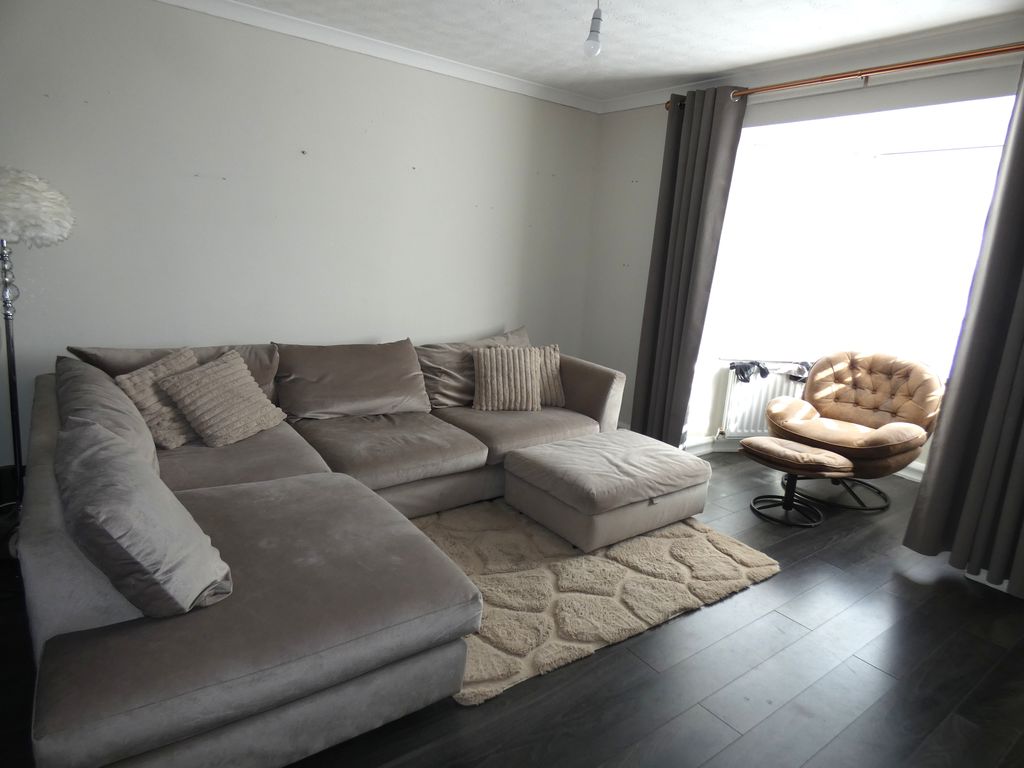 Lounge- click for photo gallery